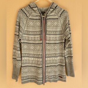 Women’s Eddie Bauer Snowflake Patterned Zip-Up Sweater With Hood, Size Medium